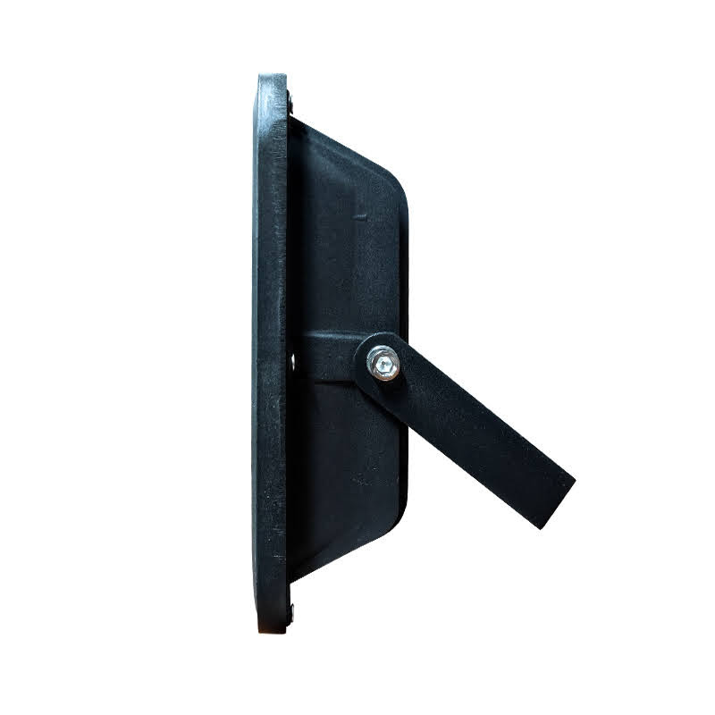 den-pha-led-ngoai-troi-30w-tron-rong-hkled-4