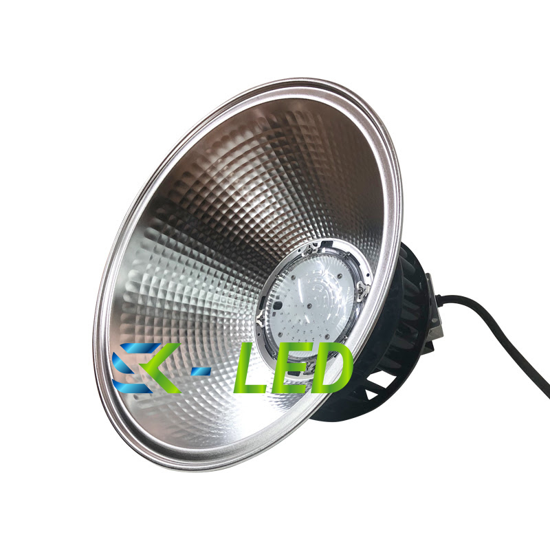 den-nha-thi-dau-chuyen-nghiep-60W