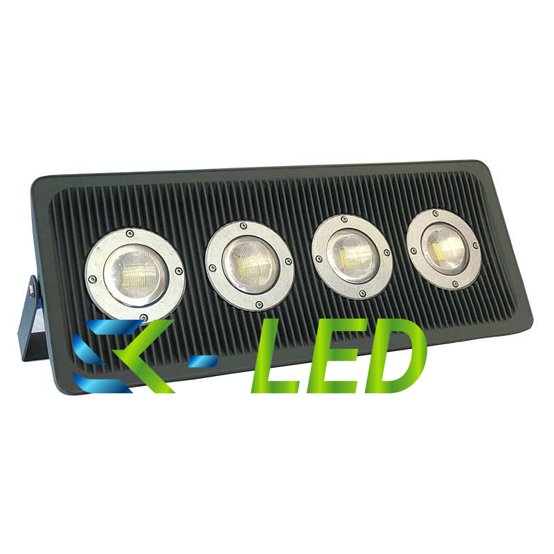 den-pha-led-ngoai-troi-200w-pha-chong-no-hkled